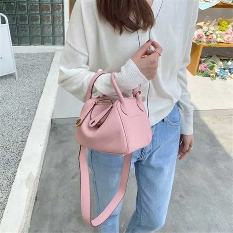 

Women Handbag Lindys H Family Lindys Bag Autumn/Winter 2023 New Togo Top Layer Cowhide Doctor Bag Dual Use One Shoulder Crossbody Bag, Elephant grey small