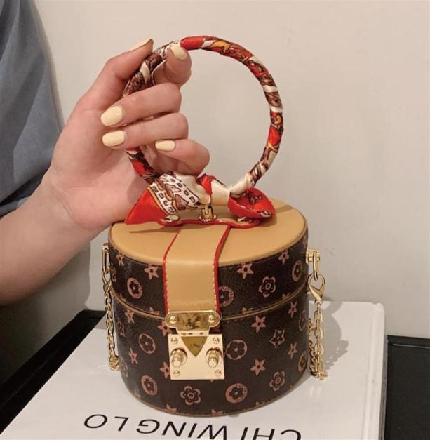 

Evening Bags Brand Female Bag High Quality Material Handbag 2021 Classic Fashion Luxury Mini Portable288g9578971, Khaki