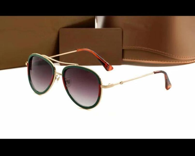 

2021 New fashion sunglasses men and women outdoor travel 0062s sunglasses UV protection sunglasses2470697