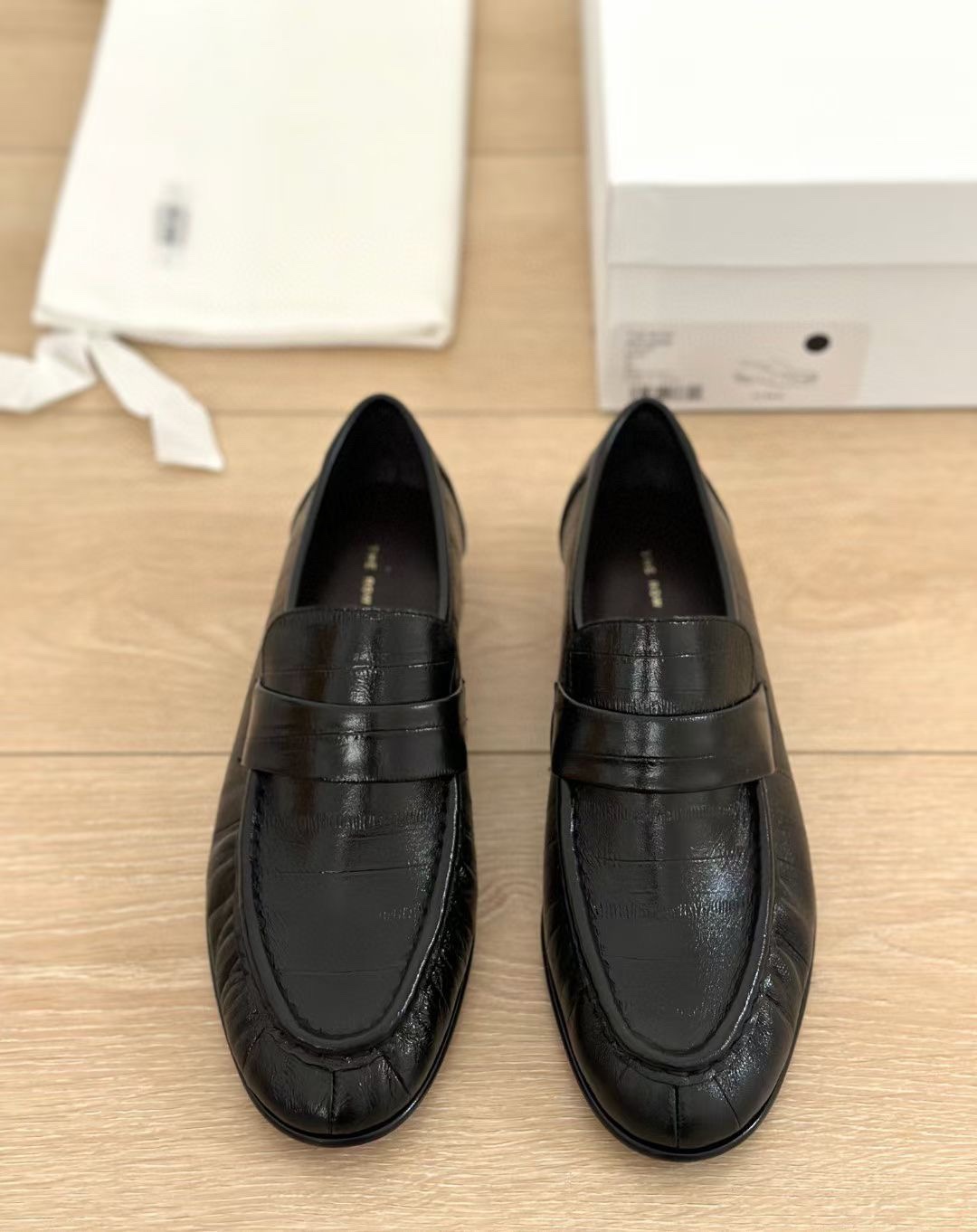 

Women Casual Shoes The Row Soft Loafers Almond Toes Vintage Real Genuine Leather Comfortable Row Fashion Brand Shoes 35-40 Original Box, No.1