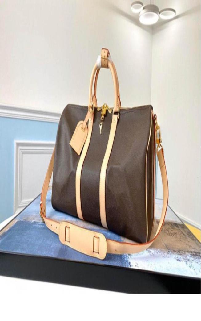 

2022 luxury fashion men women travel duffle bags brand designer luggage handbags large capacity sport bag Travel bag2530647, Sky blue