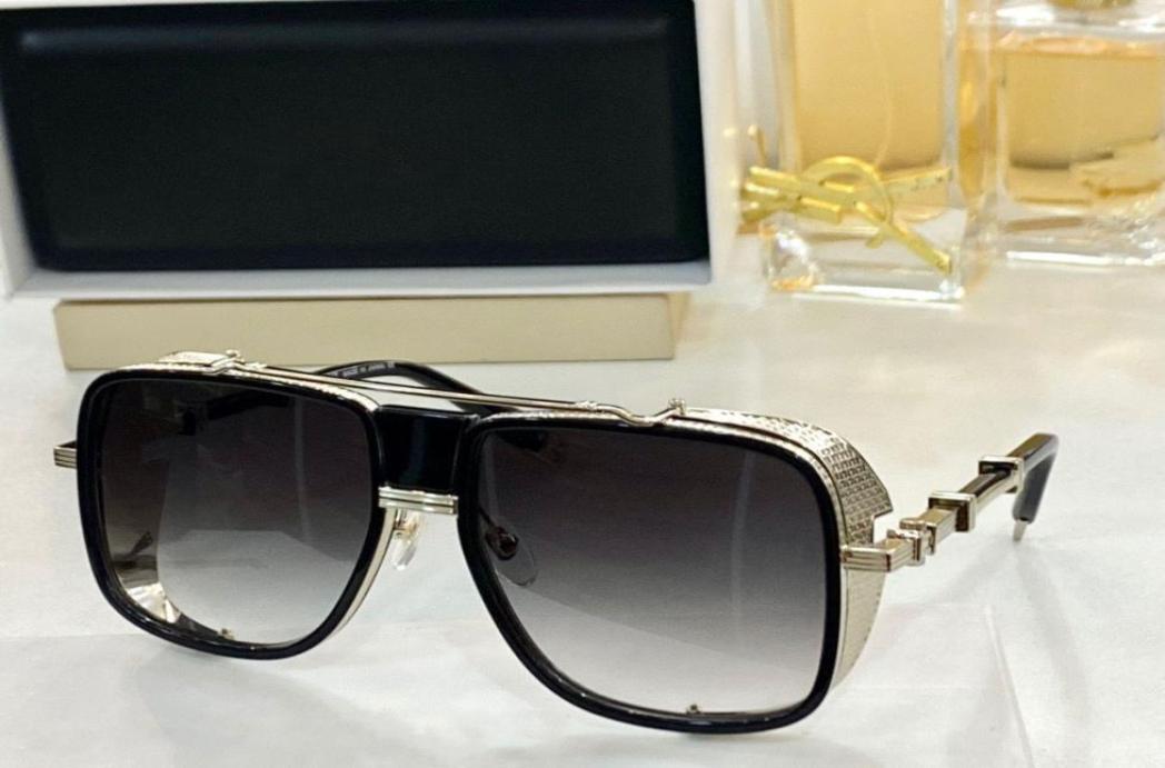 

Sunglasses For Men and Women Summer 104 style AntiUltraviolet Retro Plate Rectangle Full Frame fashion Eyeglasses Random Box2553542