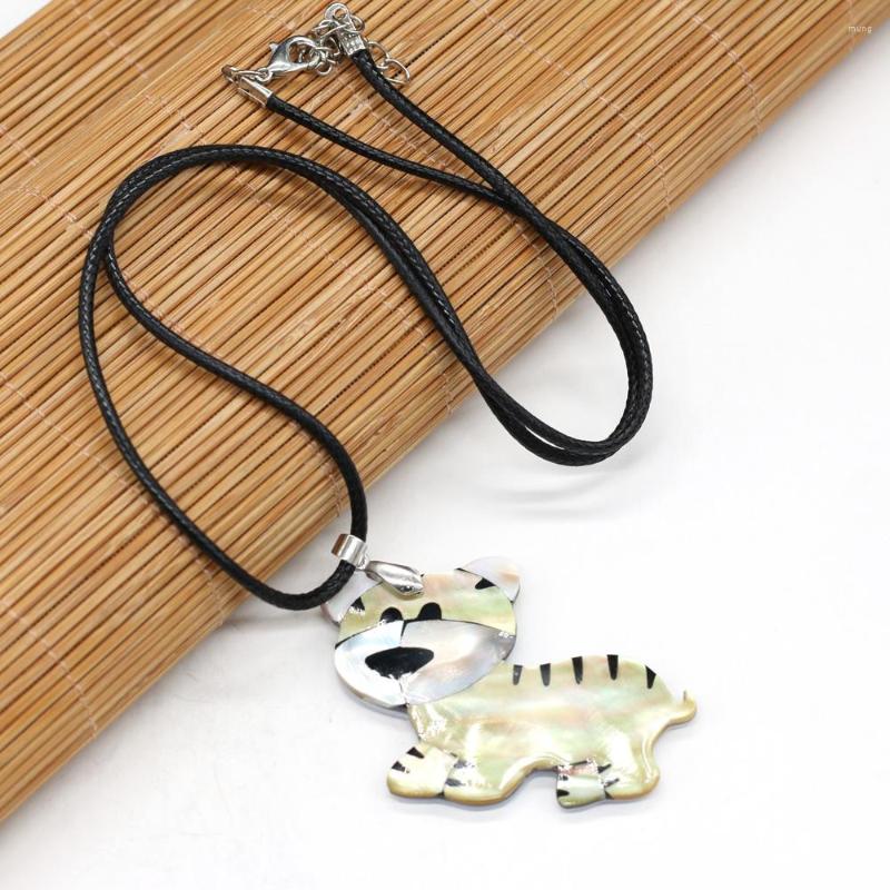

Pendant Necklaces Natural Shell Animals Necklace Cute Tiger Exquisite Charms For Making DIY Jewelry Gift 45x30mm