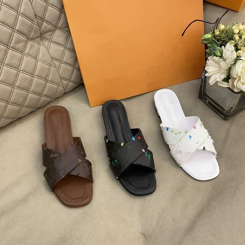 

Girls Women designer slippers Multicolor Monograms slides LOGO sandal 2023 summer shoes Vintage brand beach slider casual Mules Cross Strap Flats Square Flip Flops, Lhlv11