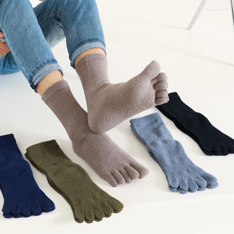 

Men's Socks Winter Thickened Men's Medium And High Tube Five-finger Separated Toe Warm High-top Business Coral Fleece Set, Dark green