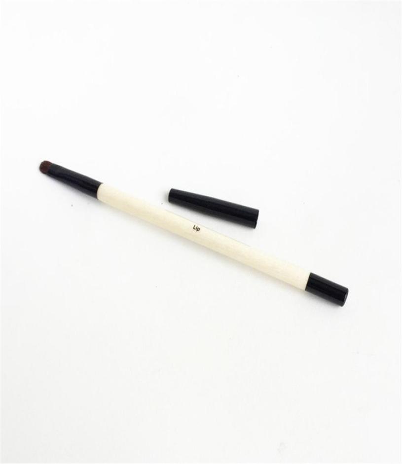

Wood Handle Lip Makeup Brush with Cap Precision lipstick Stain or Gloss Applicator Beauty Makeup Blending Tool5341489