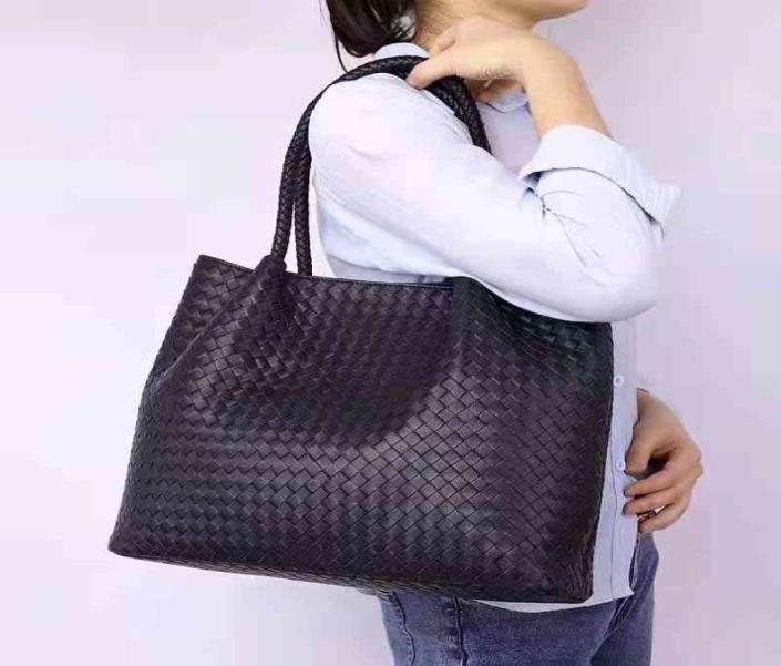

Bottegasv Venetas Handbag Leather woven fashion large capacity one shoulder handbag star same Tote Bag Fashion versatile bag8644473, Navy