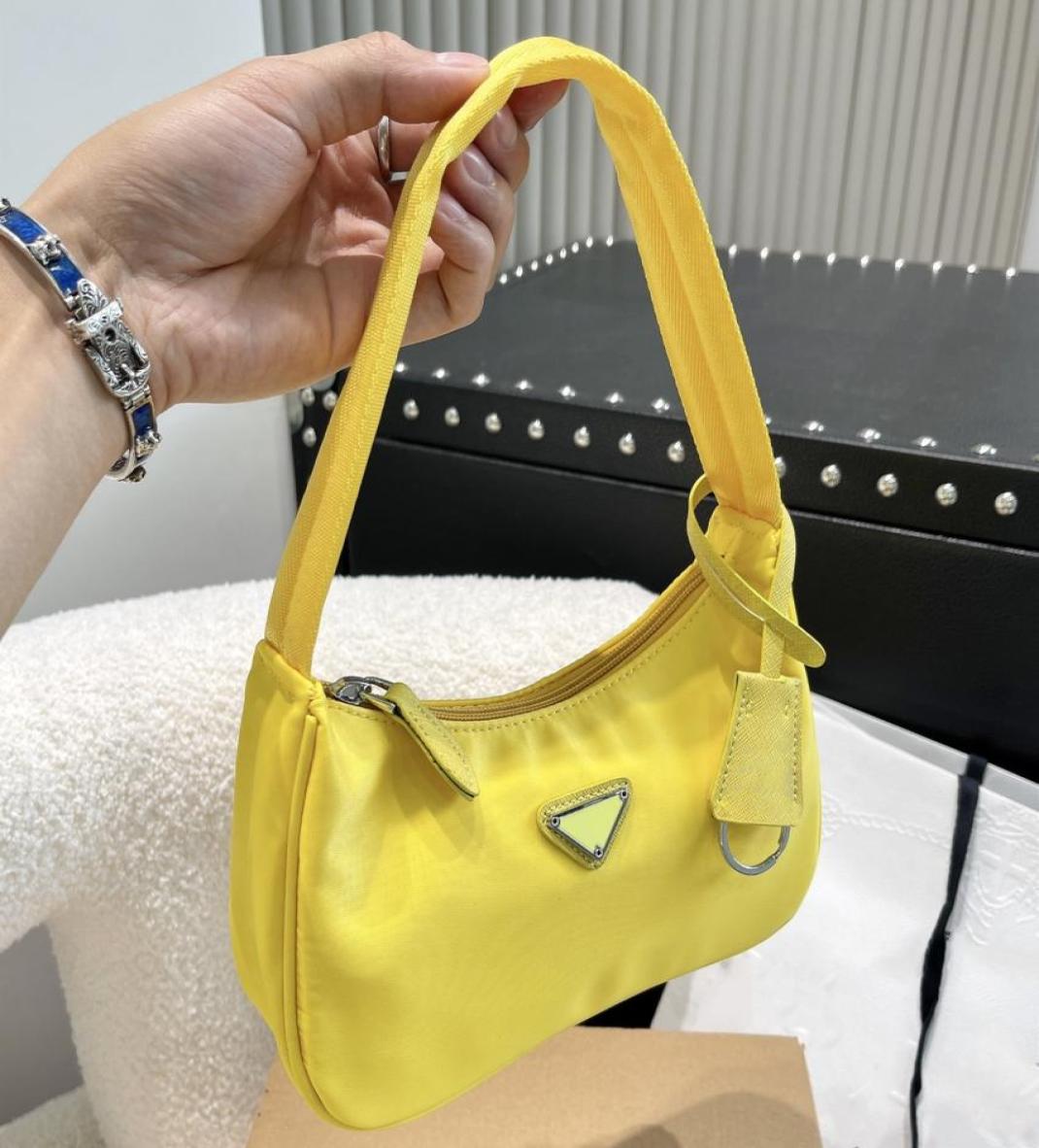 

Evening Bags Surprising Hobo Designer Bags Women Handbags Pueses Fashion Shoulder Bag Classic Triangle Underarm Bag with Original 8690075, Yellow