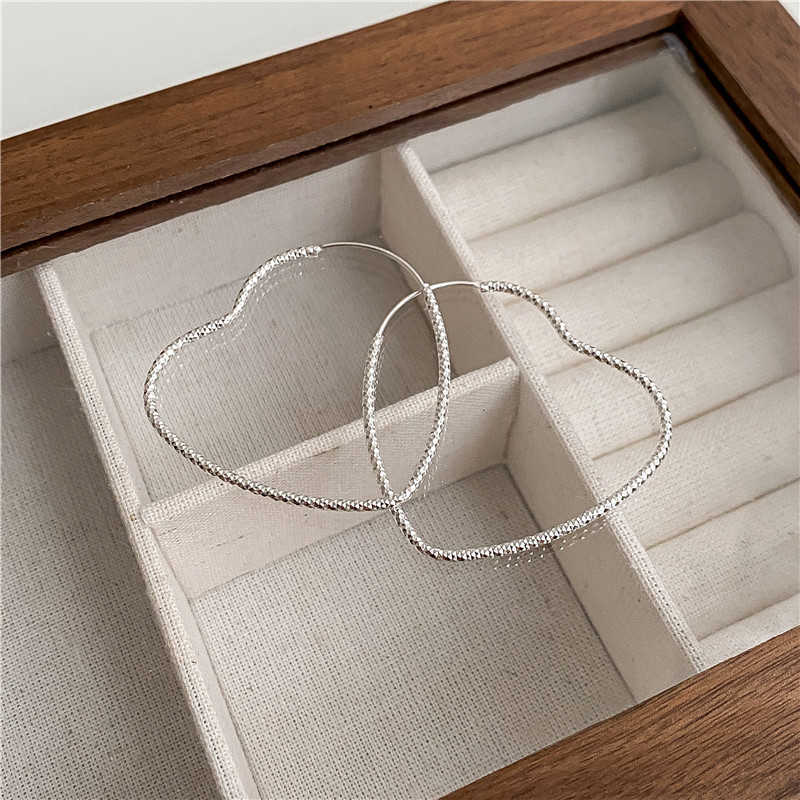 

Sparkling Car Flower Shining Ripple Love Big Earring Style Personalized Simple Design Earrings