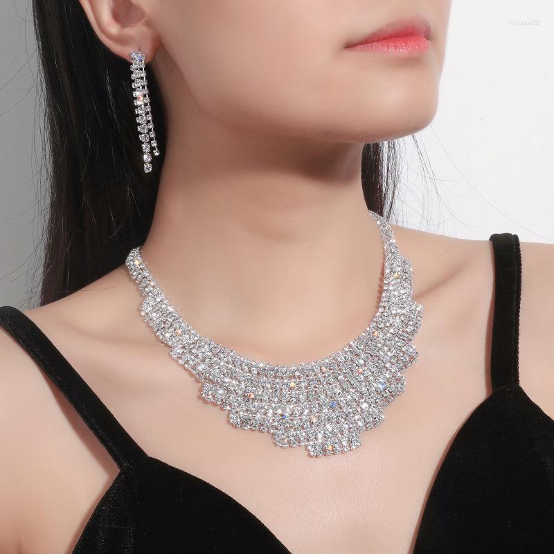 

Chains Vintage Luxury Crystal Fringe Necklace For Women Wedding Cubic Zircon Bride Bridal Evening Dinner Choker Jewelry Gifts