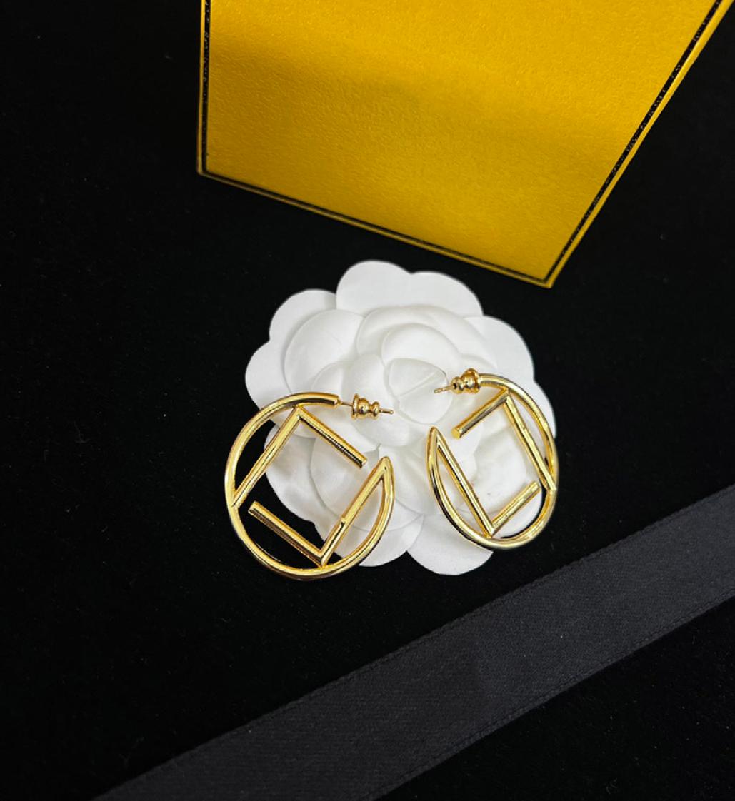 

Men Designer Earrings Fashion Gold Hoop Earrings Luxury Lady Women Hoops Earring Party Engagement Jewelry For Bride Studs Lovers B5599971