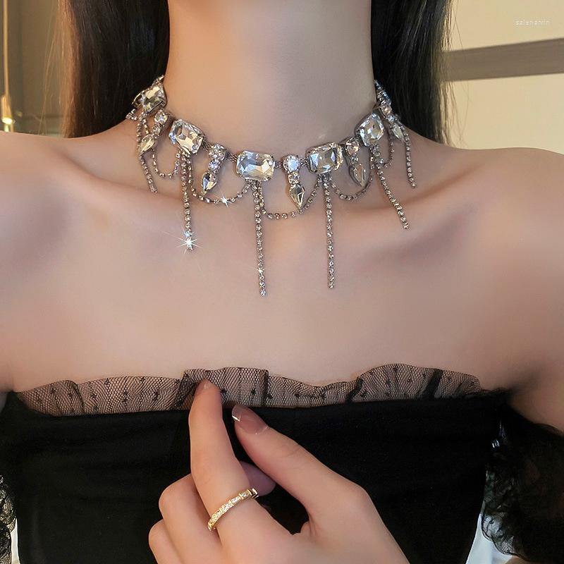 

Chains Geometric Square Crystal Choker Necklaces For Women Long Tassel Clavicle Chain Statements Jewelry Gifts