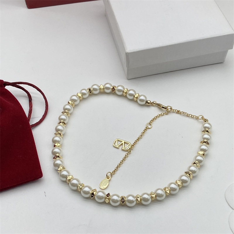 

Women Luxury Designer Gold Pearl Pendant Necklace Mens Necklaces Classic Link Chain Fashion Brand Letter Jewelry Accessories 2305267BF