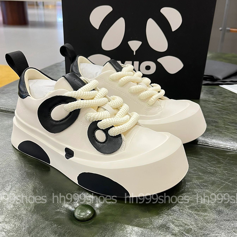 

Women Black and White Panda Shoes with Thick Soles Showing Slimming and Increasing
