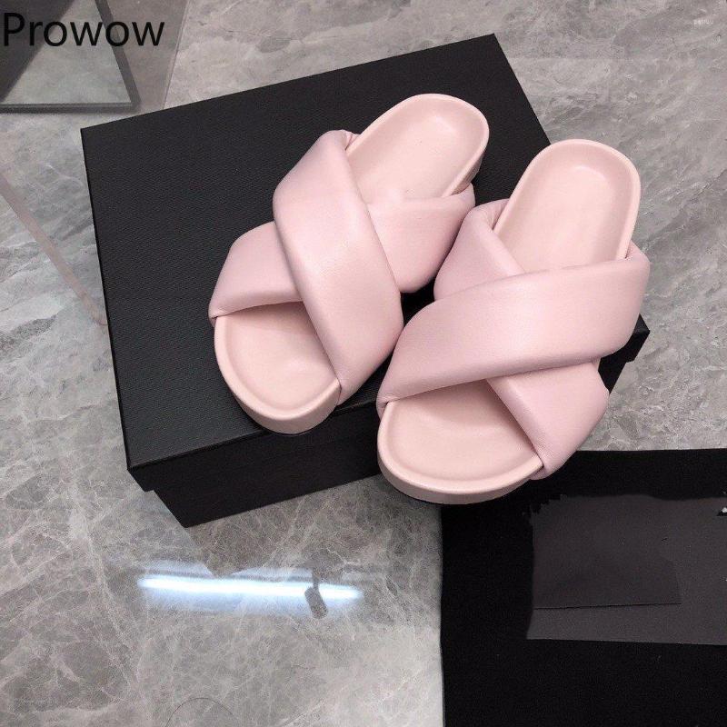 

Slippers Summer Sheepskin Fashion Open Toe Thick Bottom Solid Color Sandals Cross Strap Bread Shoes Lady Beach Holiday Flats, Picture shown