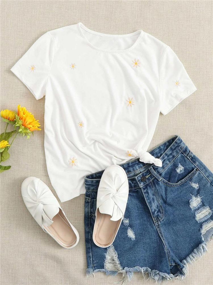 

Women' T Shirts Casual Floral Embroidered Tee Shirt Top Women Summer Cute Short Sleeve Loose Tshirt Streetwear Y2K Clothes 2023, White
