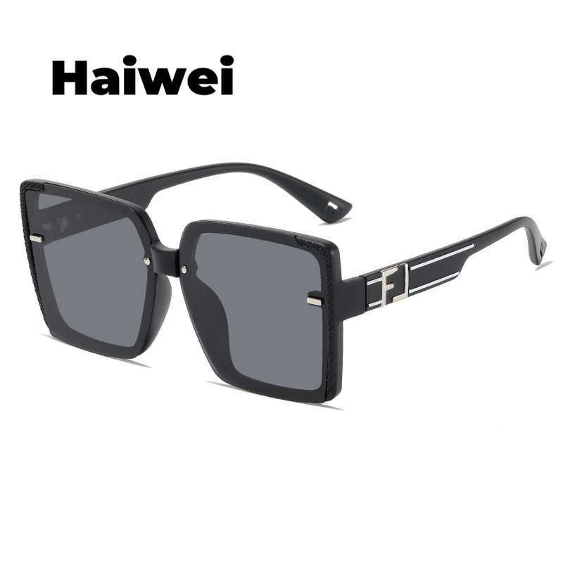 

Korean version of large frame round face frameless for women with polarized light and UV protection sunglasses Outdoor street photography Sun protectio