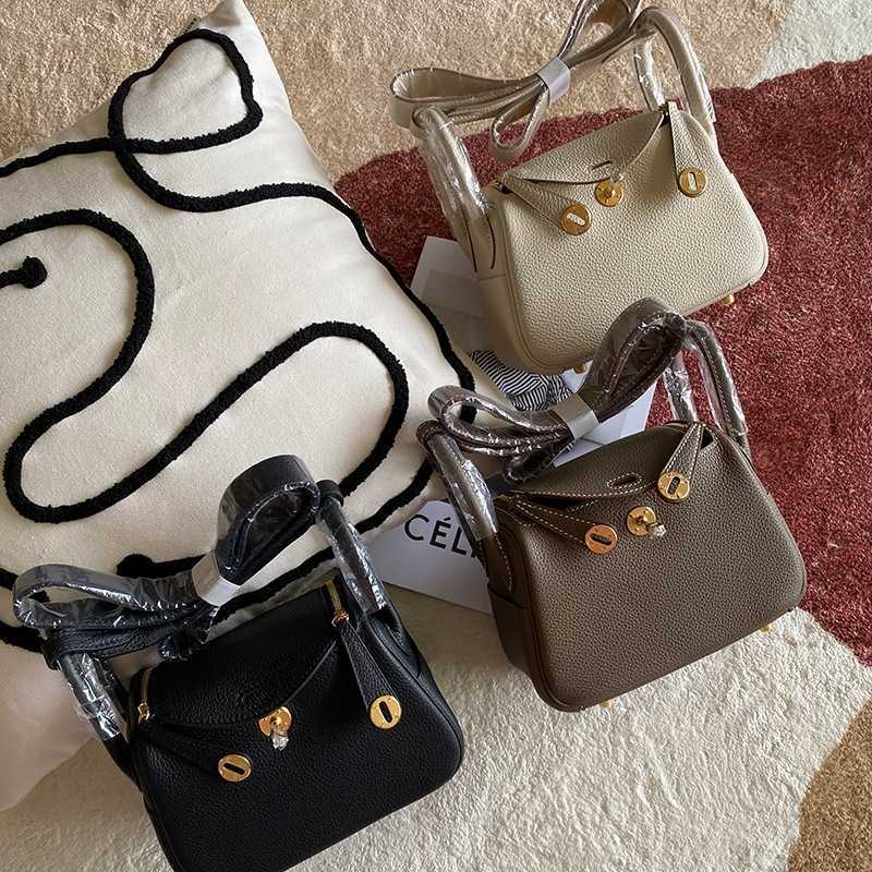 

Women Handbag Lindys 2023 new versatile togo top layer cowhide Lindys bag mini leather women's bag cross-body portable doctor nurse bag, Golden brown-18cm gold buckle