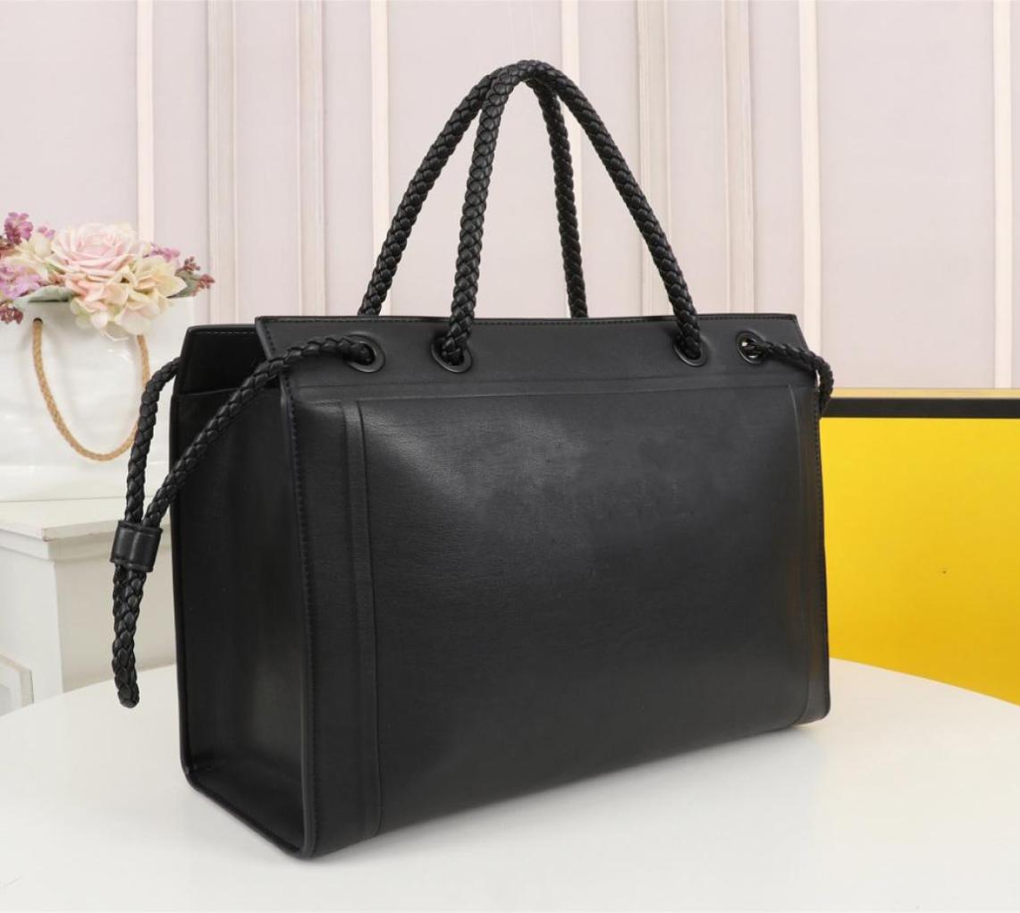

2021 Designer black handbags shopping tote bags leather material shoulder bag large capacity messenger packet fashionable business3930449, Sky blue