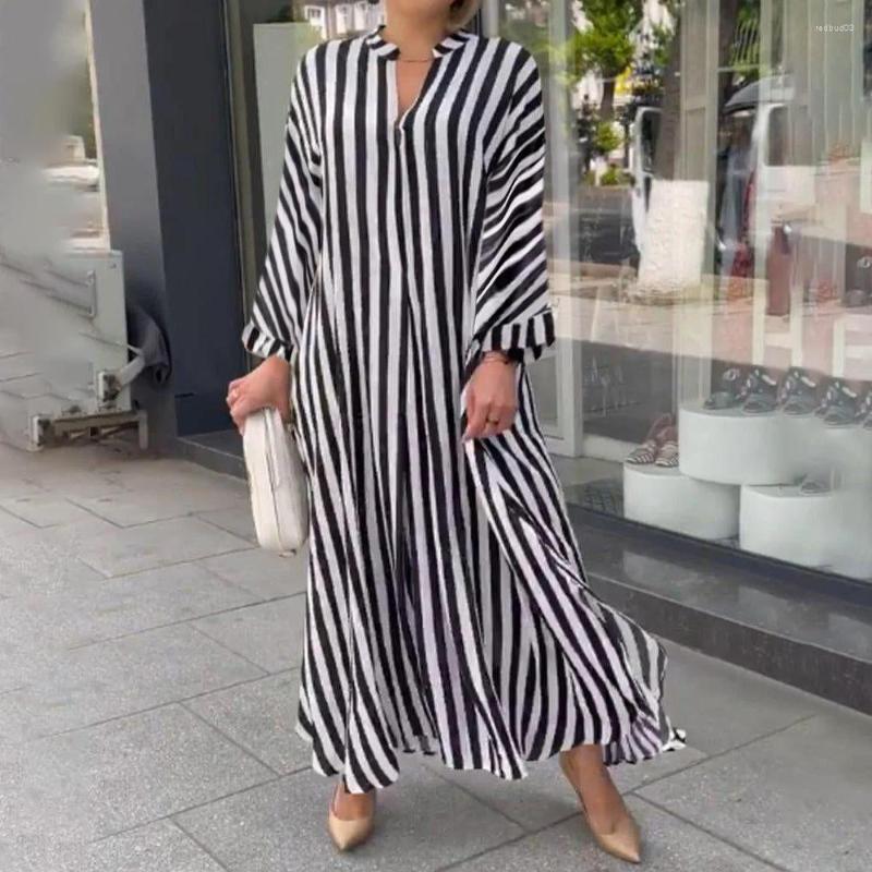 

Casual Dresses 2023 European And American Women's Summer Fashion Side Split Stripe Cardigan Short Sleeve Long Dress