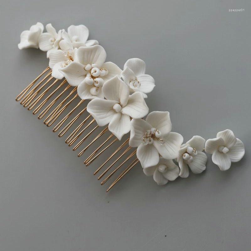 

Hair Clips Handmade Elegant White Ceramic Flower Bride Comb Simple Crystal Beads Wedding Accessories