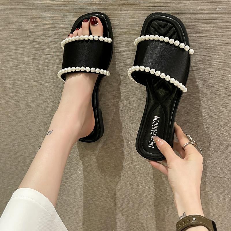 

Slippers Low String Bead Soft Shoes Woman 2023 Luxury Slides Pantofle Comfort Flat Rubber Designer Fabric Fashion Rome PU