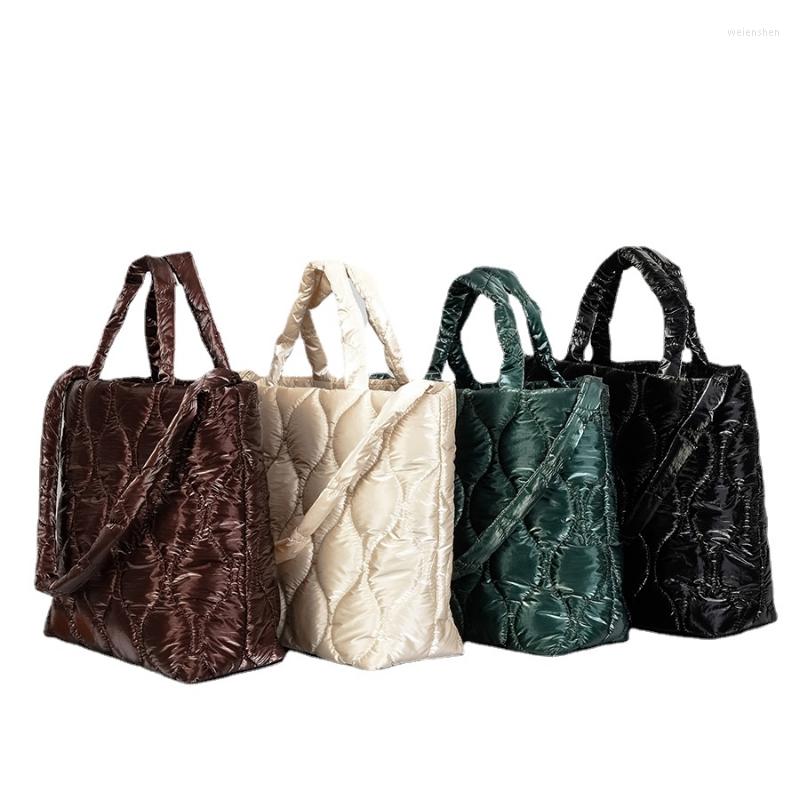 

Evening Bags 2023 Winter Large Capacity Space Quilted Tote Bag For Women Ladies Nylon Fluffy Padded Travel Shopping Female Shoulder, Black