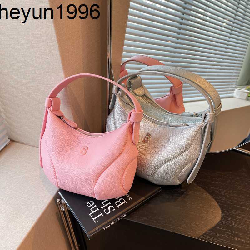 

Baseball Underarm 2023 New Portable Small Women's Bags Fashion One Shoulder Crossbody Bag, Black6