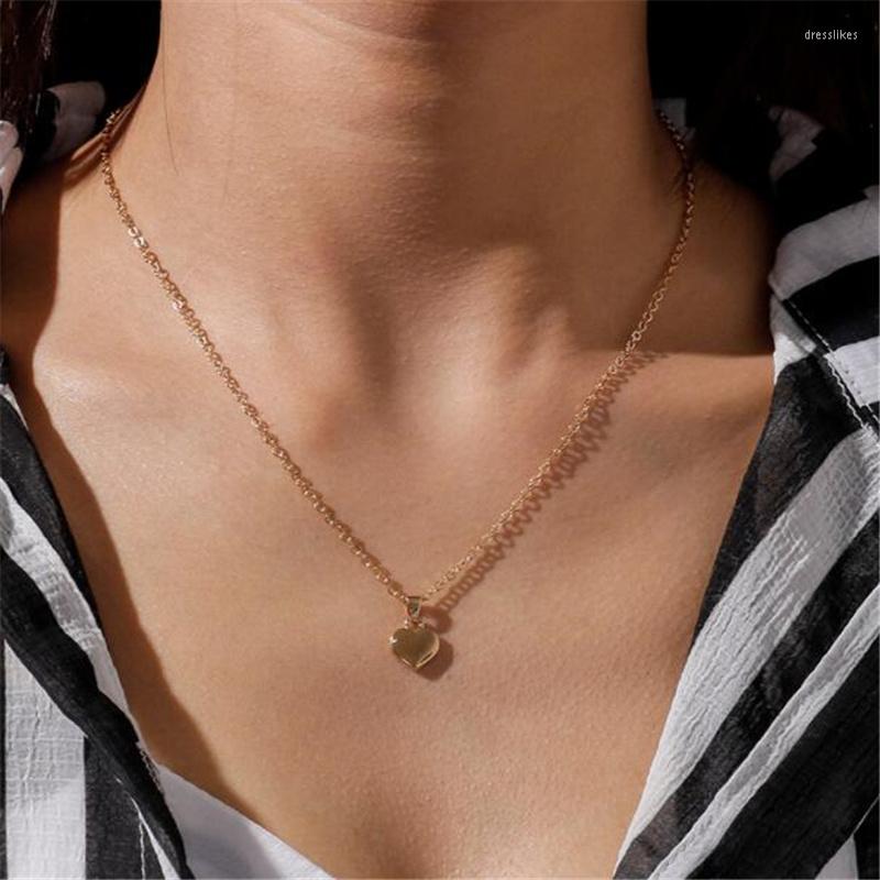 

Pendant Necklaces Fashion Simple Metal Heart-Shaped Necklace Temperament Charm Chain For Women Romantic Valentine's Day Jewelry Gifts