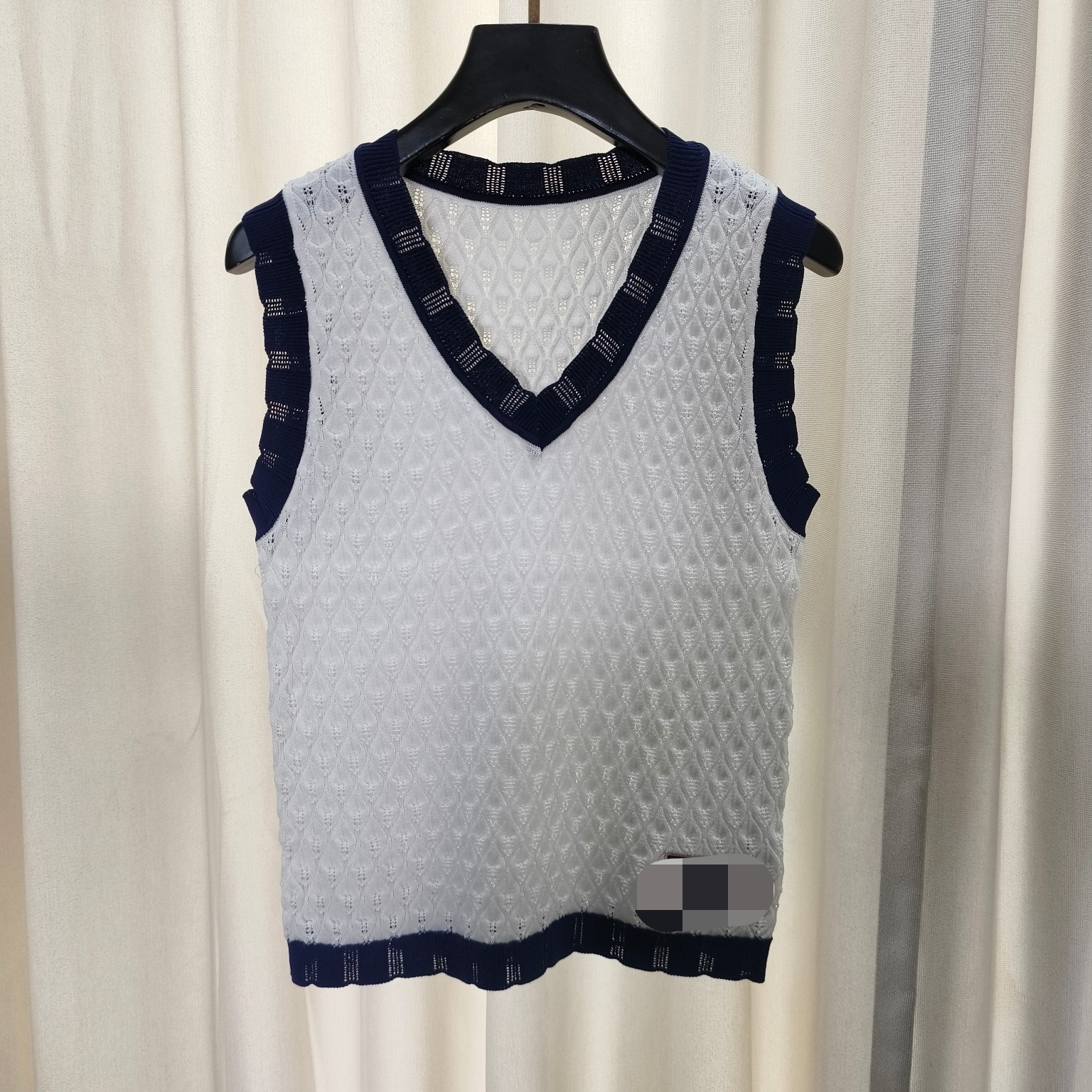 

511 L 2023 Summer Sweaters Women' Pullover Black Pink Sweater V Neck Short Sleeve Brand Same Style Women' qian