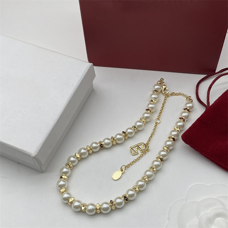 Womens Luxury Designer Gold Pearls Pendants Necklaces Mens Necklace Classic Link Chain Fashion Brand Letter Jewelry Accessories 2305267BF-image-871972697