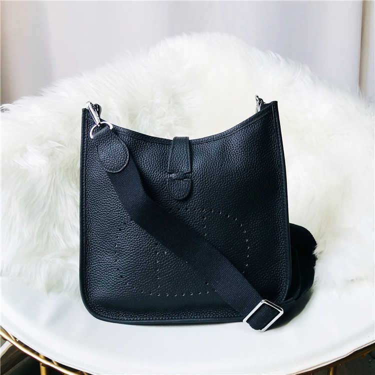 

Designer Bag Evelynbag 2023 Bags h Fashion Cowhide Cutout Casual Women's One Shoulder Slant Tote 1 2byk With Logo 6OKH