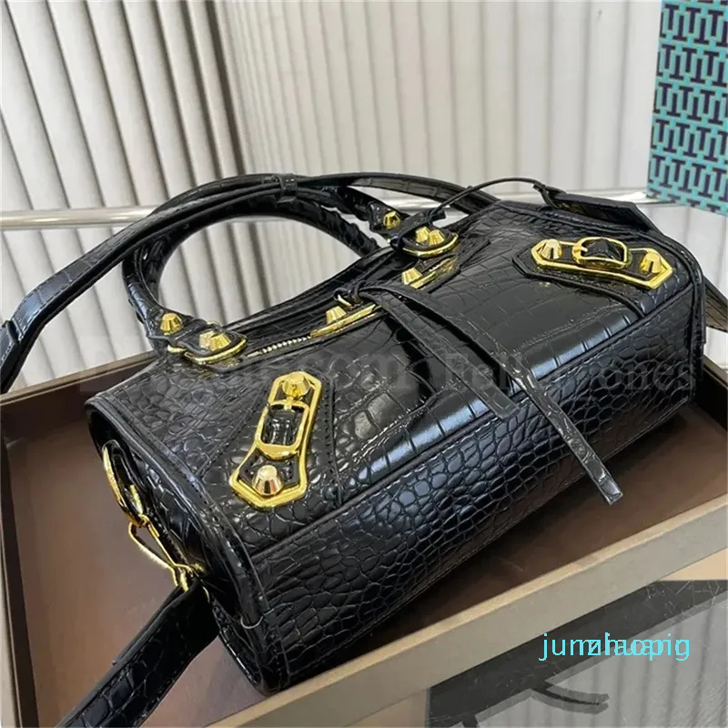 

Designer -Cool Girl Biker Bag Designer Handbag Women Crossbody Bag Fashion Leather Shoulder Purse Man Handbags Classic Tote Black Pink Saddle Duffle Fashion