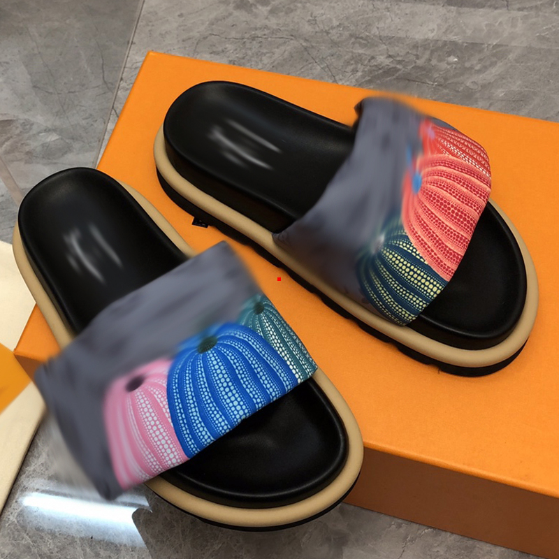 

2023 Fashion Luxury designer leather ladies sandals summer flat shoes fashion beach women slippers drag 35-40 Sandales Summer Slides -201, Picture color