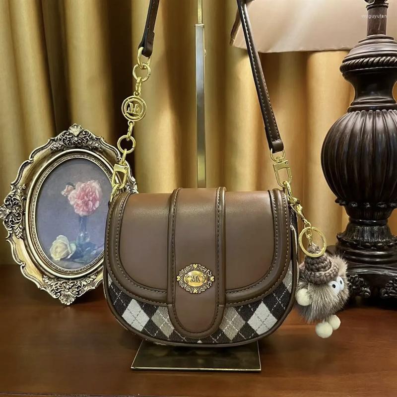 

Evening Bags Light Luxury Leather Pumpkin Retro Plaid Saddle Handbag Women's Bag 2023 High-grade Feeling Purse One Shoulder Satchels, Dark brown