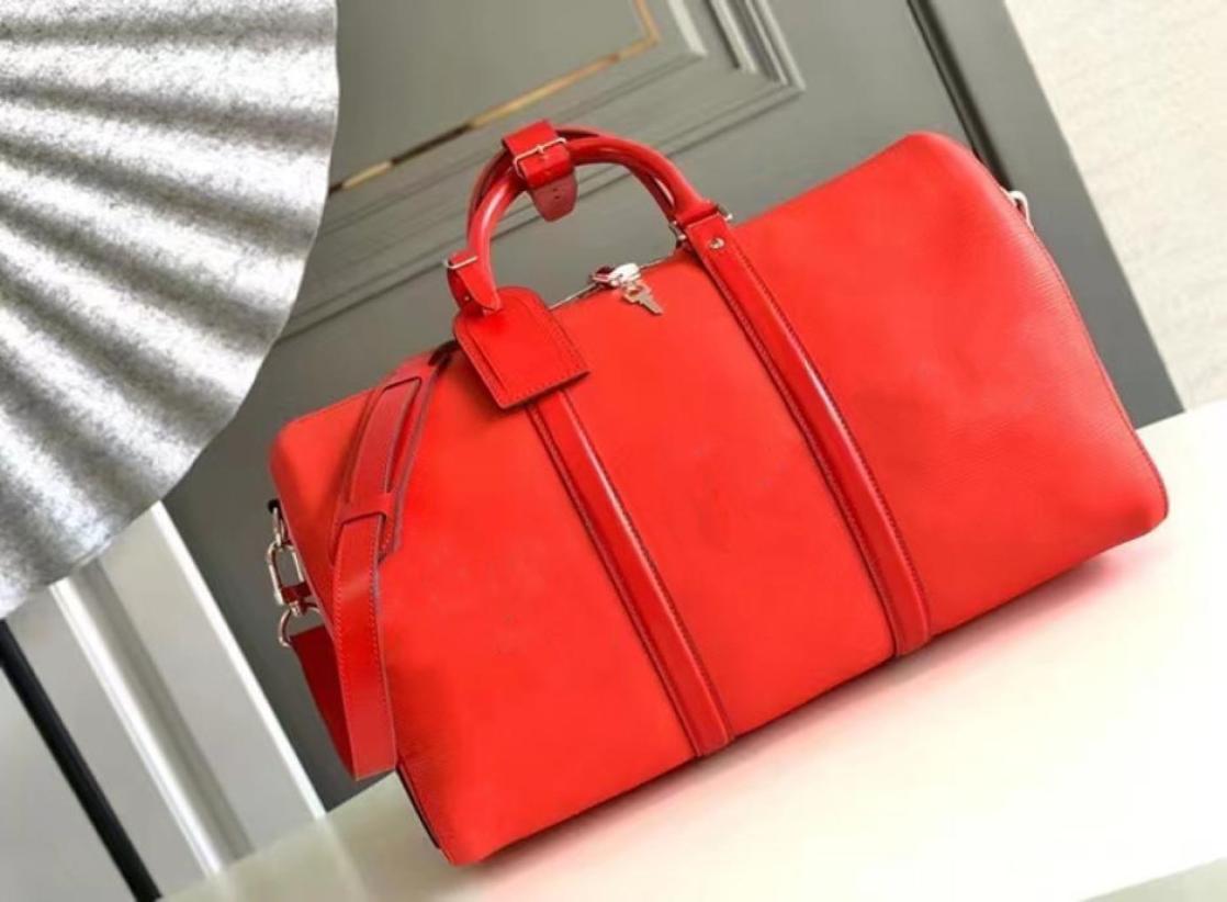 

Backpack Top luxury designer water ripple full leather large capacity men039s and women039s travel bag7246539, Red