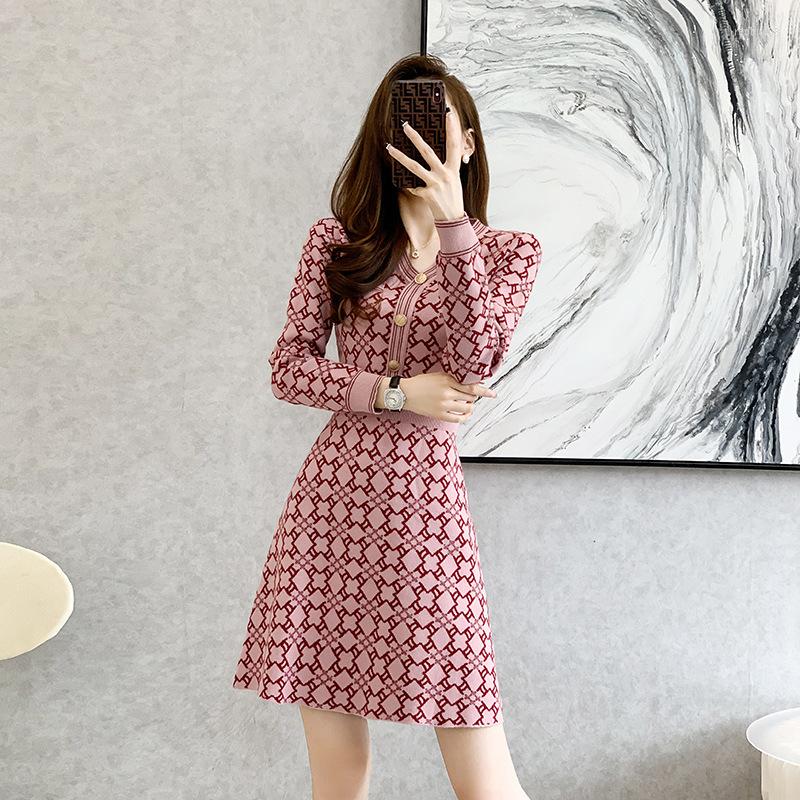 

Casual Dresses Women' Knitted Dress Long Sleeves Korean Fashion Retro Harajuku Sweater French Sexy Mini Skirt High End Luxury, Pink