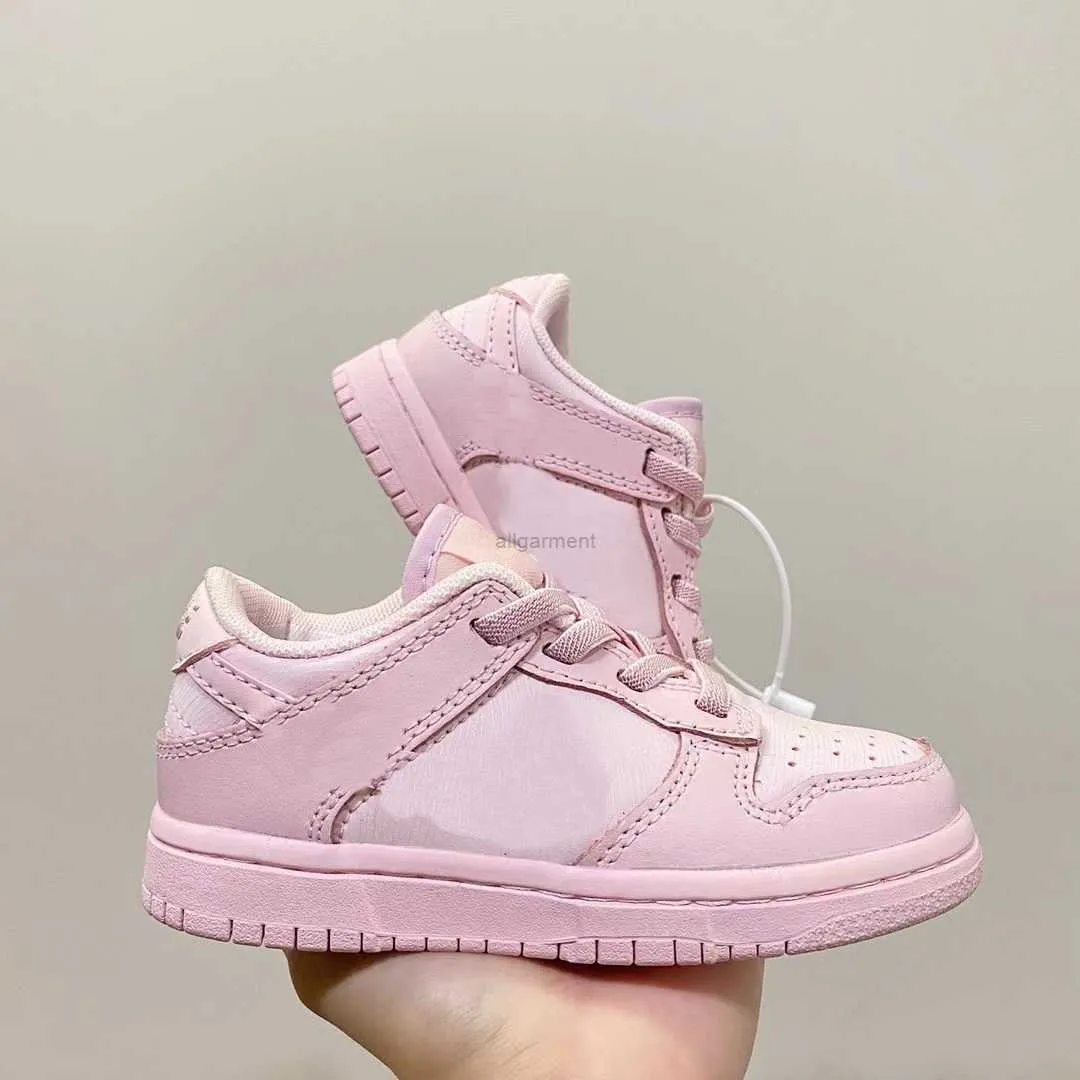 

2023 BABY Designer Triple Pink kids Toddler children's shoes for sale Sport Shoe Trainner Sneakers US7.5C-US3Y fdu