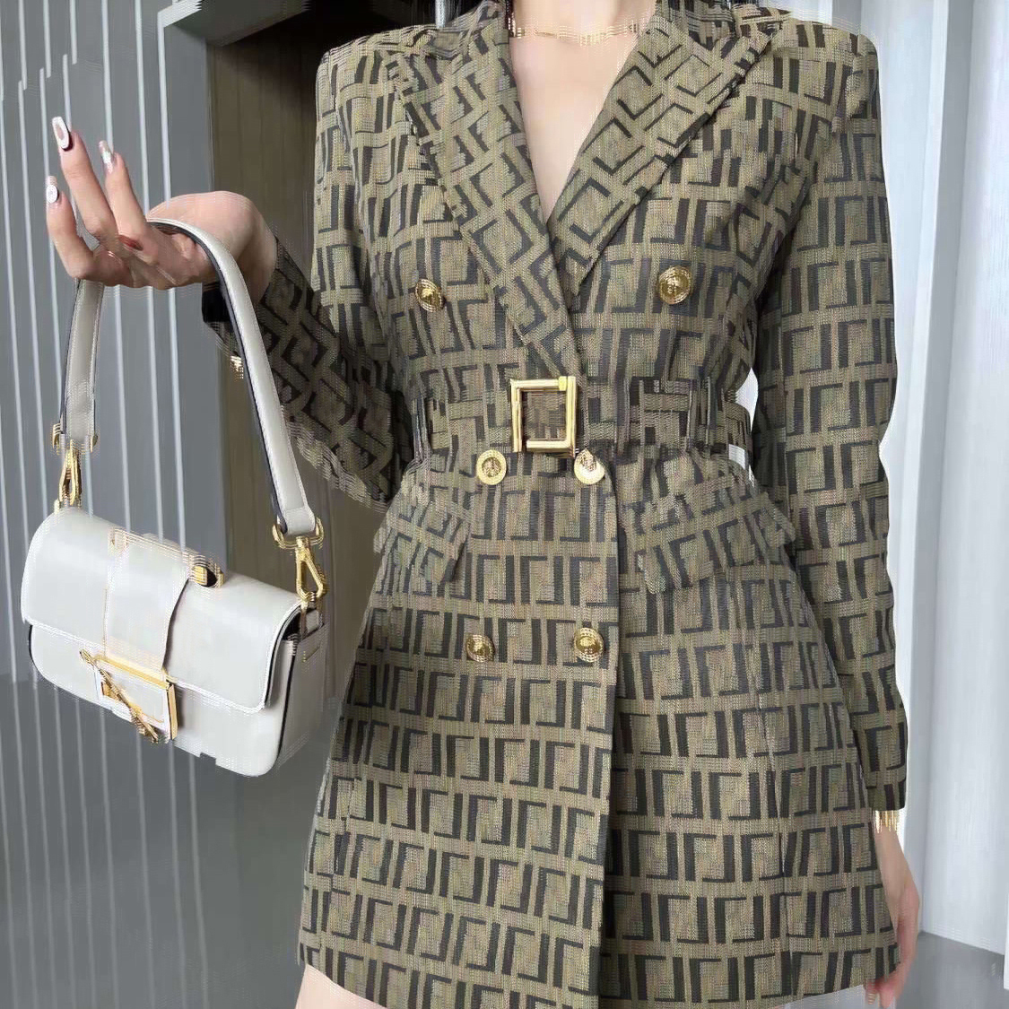 

womens trench coats designer luxury Women Windbreaker body letter print jacket Loose Belt Coat Female Casual Long Trenchs Coat womens designer windbreaker C181, Black