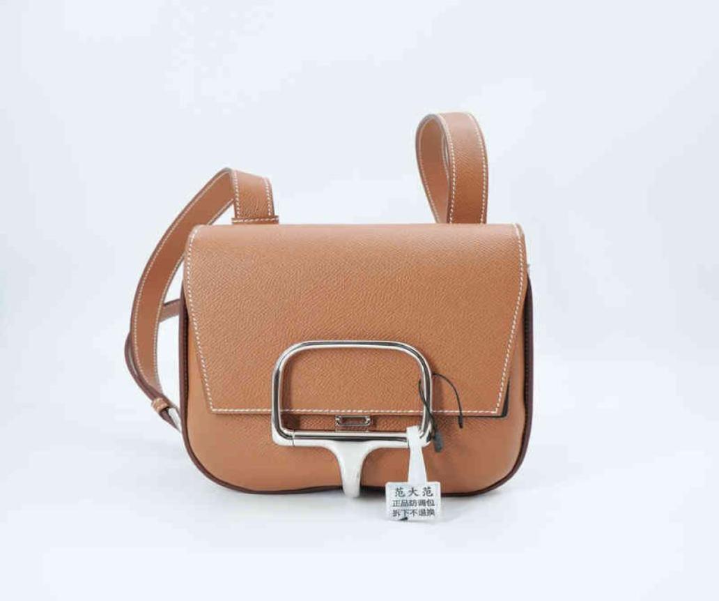 

Bags Womens Herbags Designer 2022 Special New Cavalleria Gold Brown Silver Buckle Diagonal Ladys Fashion Luxury High Sence Shoppin7753802
