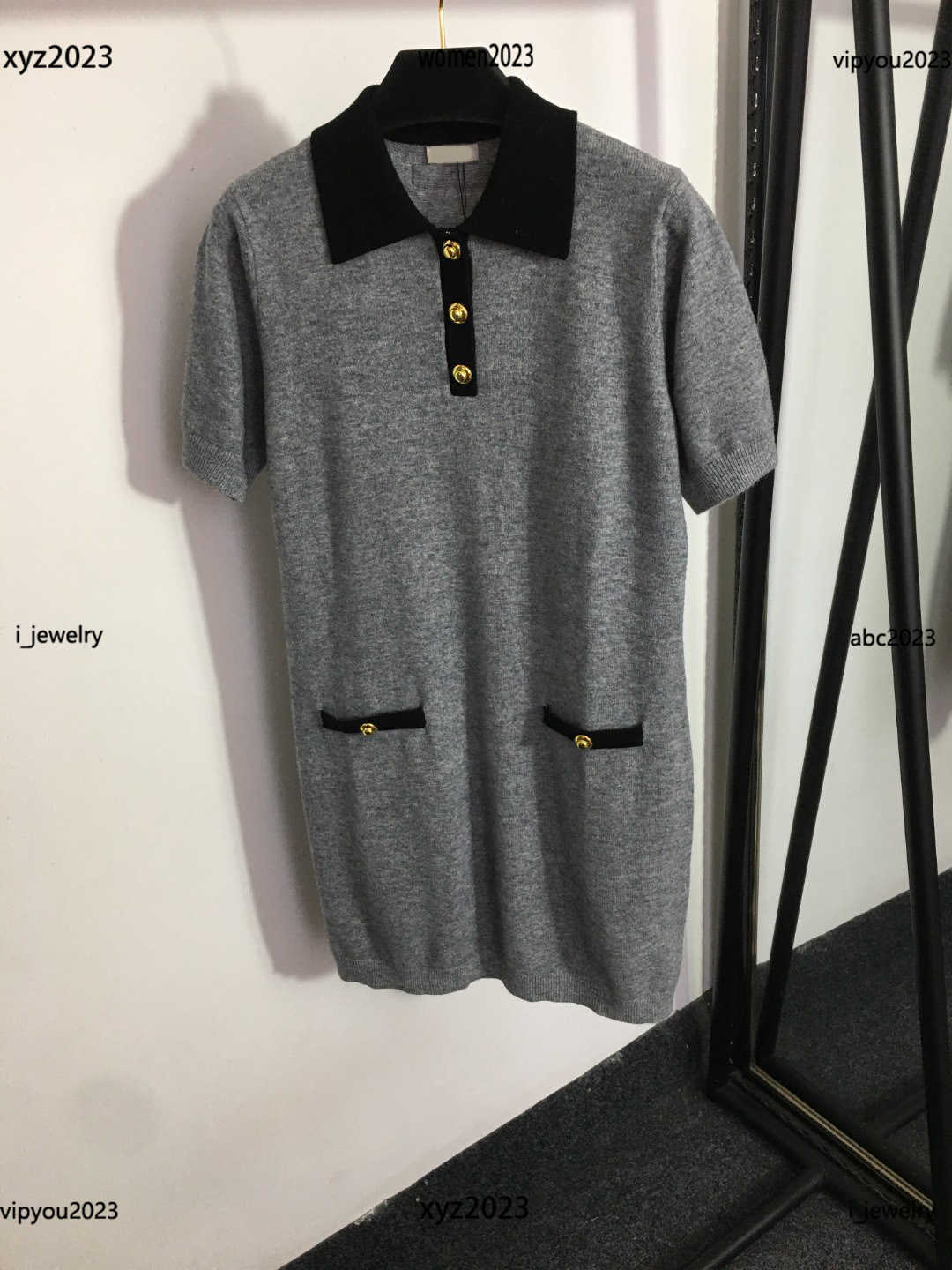 

womens designer clothing high quality dresses for woman Gold buckle embellished short sleeved knitted dress #Multiple product, #3