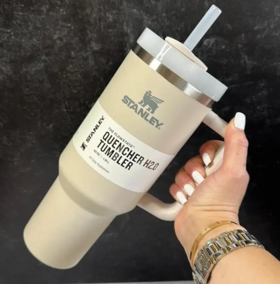

Stanley New 40oz Dune H2.0 Stainless Steel Tumblers Cups With Silicone Handle Lid Straw 2nd Generation Big Capacity Travel Car Mugs Vacuum Water Bottles GJ0703599, Multi-color