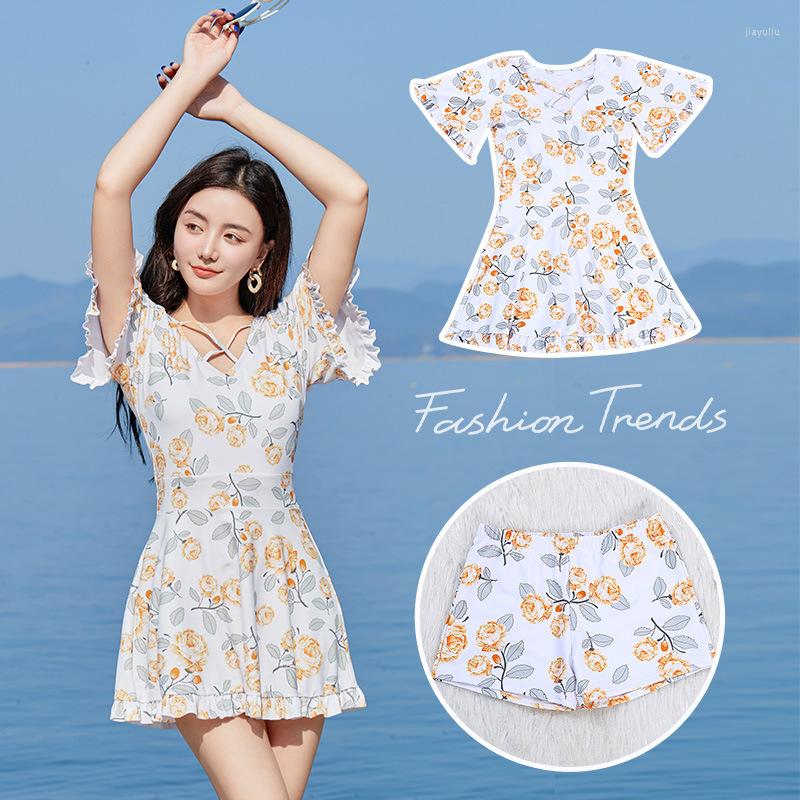 

Casual Dresses Fresh One-Pieces For Women Wireless Plus Chest Pad High Waist Thin Spring Season Swimming Group Printed Swimsuit, White flower