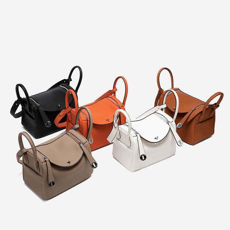 

Women Handbag Lindys 2023 new doctor bag underarm bag Lindi bag litchi pattern pu leather handbag shoulder bag, Silver buckle large beige