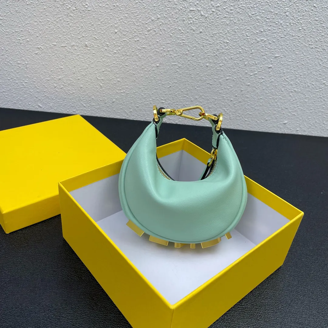 

7A Luxury Handbag Mini Bag Vintage Bag Designer Crescent Shoulder Bag Small French Face Women Bag Underarm Bag Tramp Lacquer Leather Letter Handbag, Gold