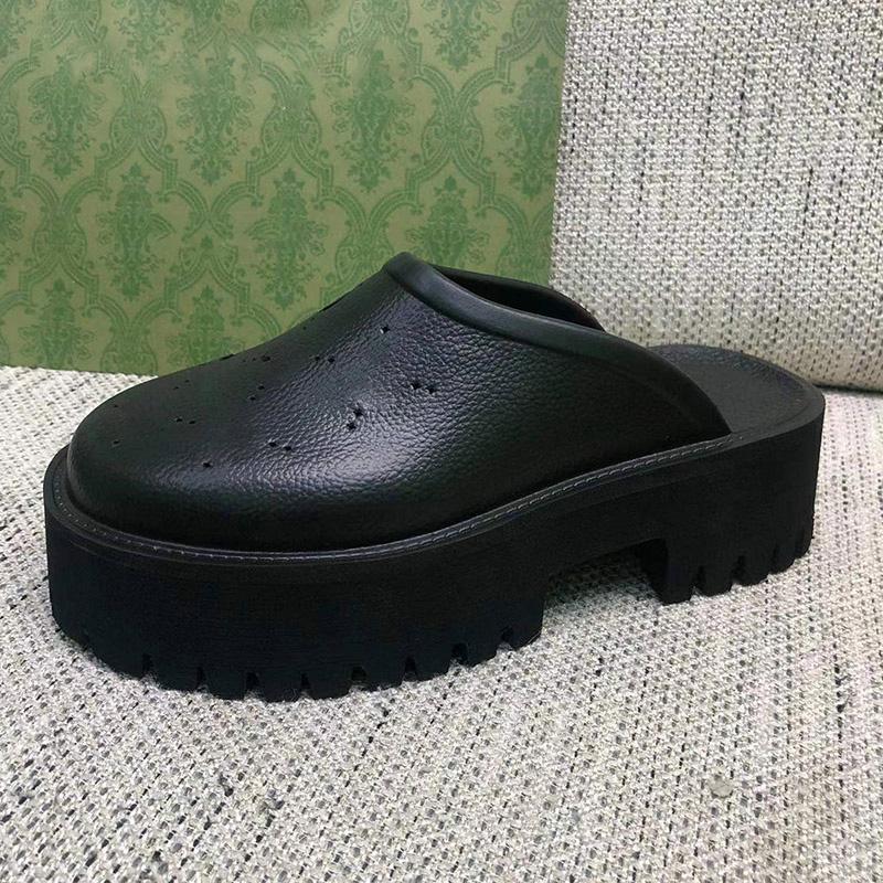 

Slippers Hollow Hole Women Platform Slides Thick Bottom Beach Shoes Casual Flat Summer Plus Sizes 43 44, 2 purple low heel