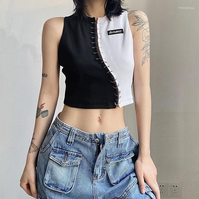 

Women' Tanks 2023 Autumn Women' Crop Tops Fashion Round Neck Black White Safety Pin Splicing Tank Girls Sleeveless Tees Streetwear
