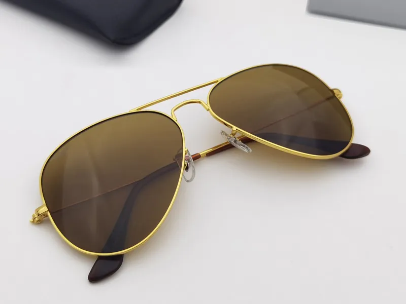 

"Elevate Your Style Game - Timeless and Versatile Sunglasses for Summer"
