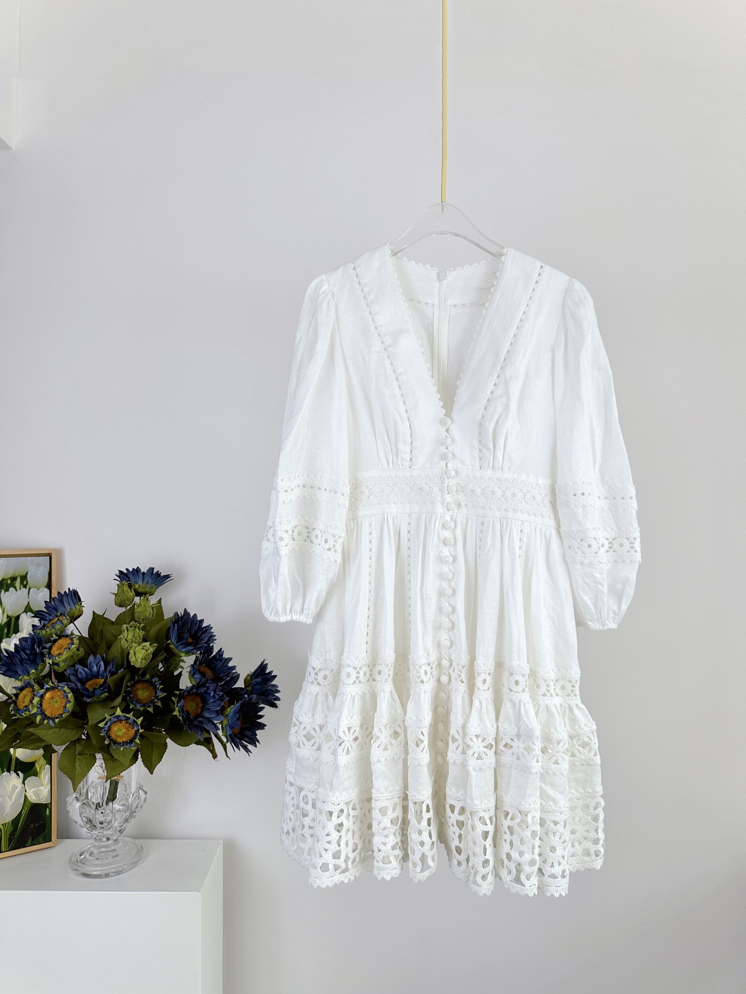 

Casual Dresses 2023 Australian Designer Spliced Water Soluble Hollow Hook Flower V-Neck Long Sleeve Dress, Multi