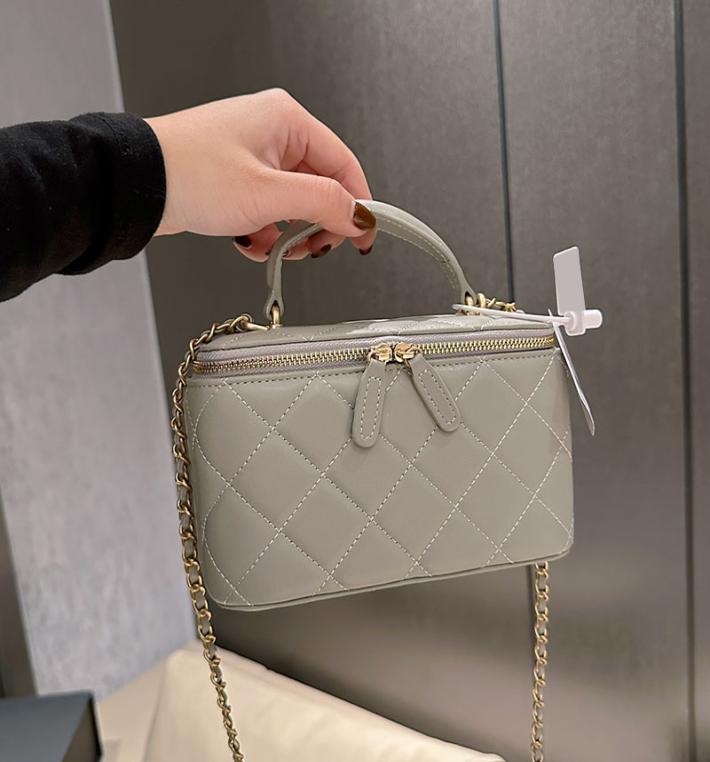 

French Womens Top Handle Cosmetic Case Box Bags Gold Metal Hardware Matelasse Chain Crossbody Shoulder Vanity Purse Large Capacity8015815, Dark grey